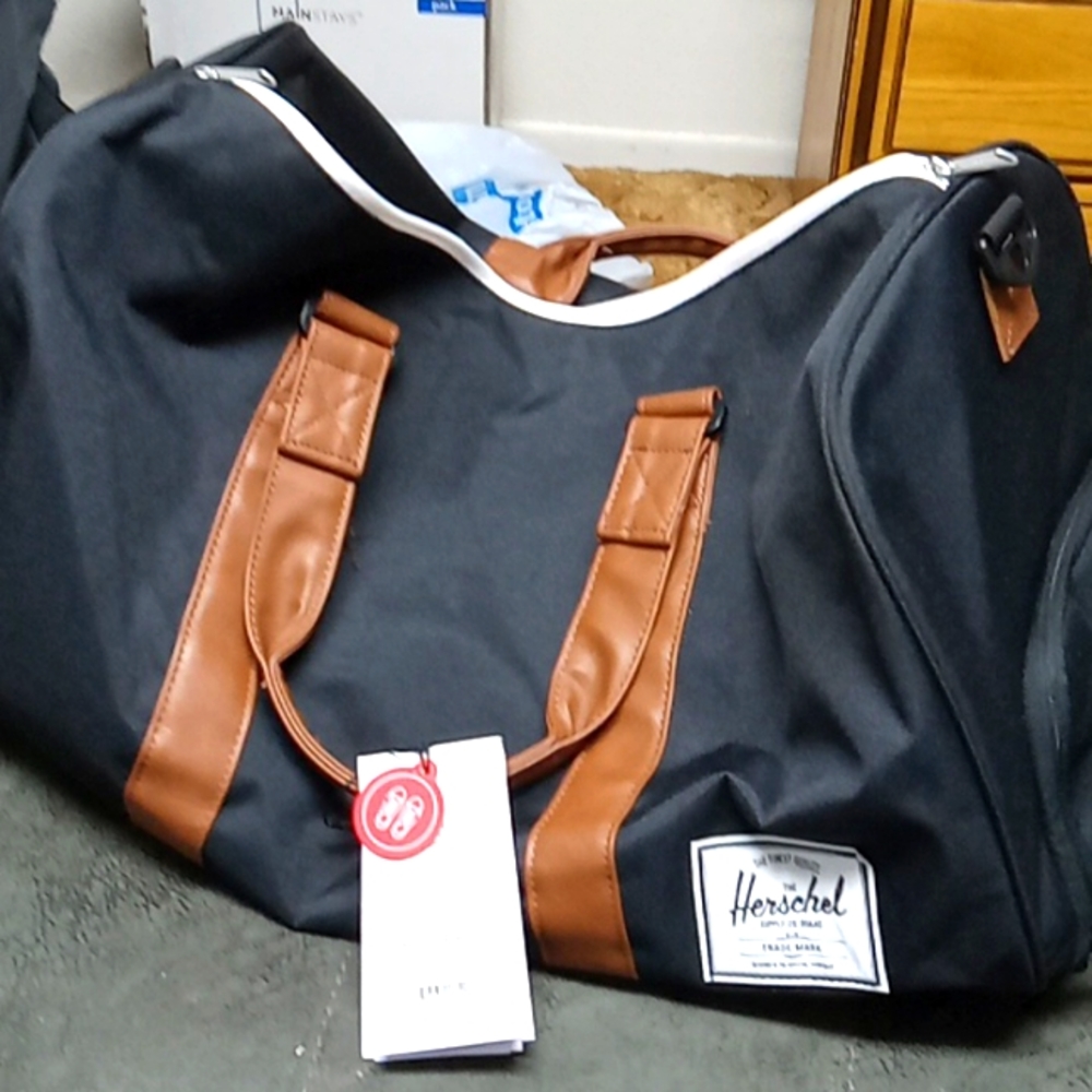 Herchel Novel dufflebag
